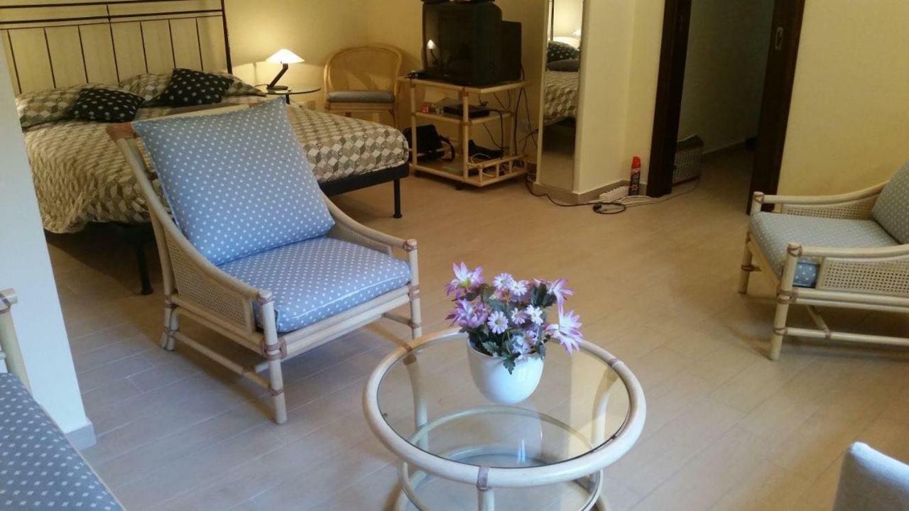 Capo House Holiday home *